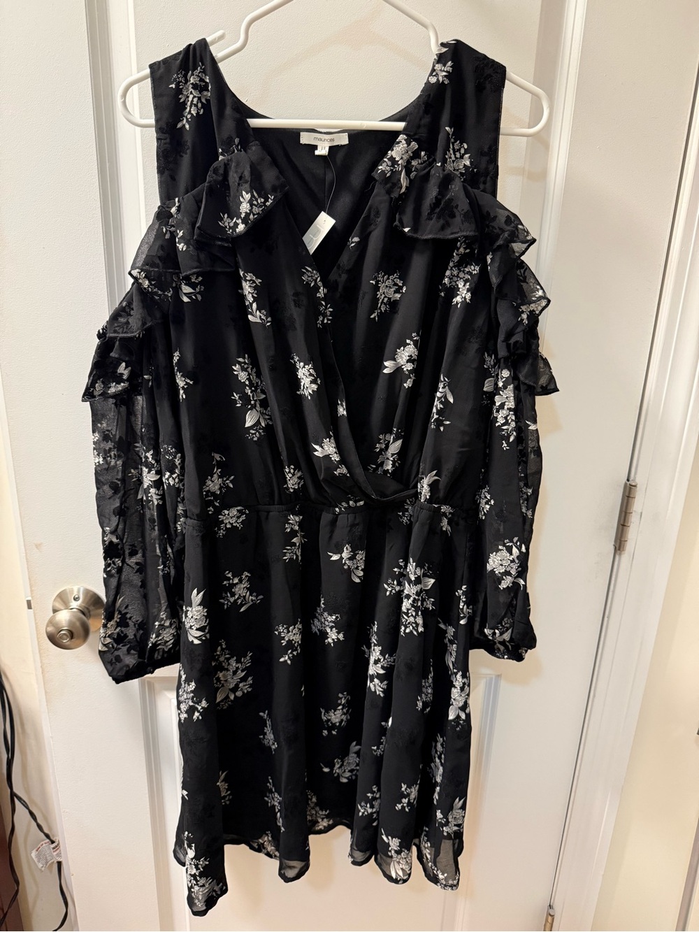 Maurices Black Floral Cold-Shoulder Long Sleeve Dress